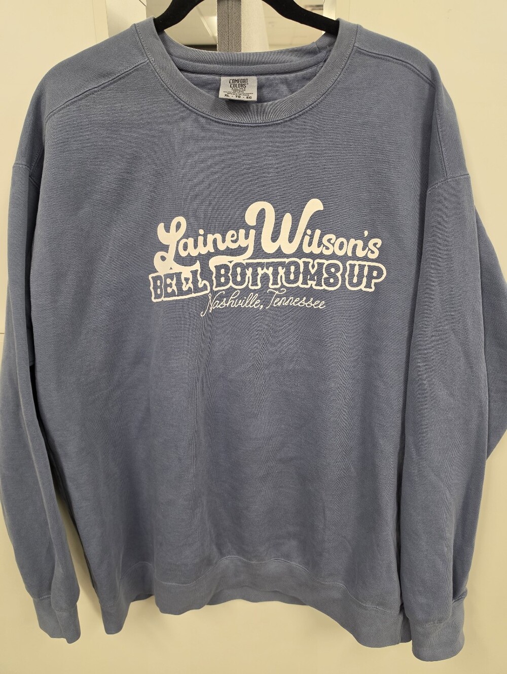 Lainey Wilson Bell Bottoms Up Blue Graphic Crewneck Sweatshirt